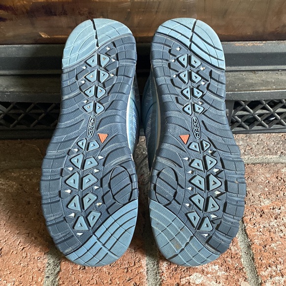 Keen Terradora Waterproof Hiking Sport Shoes / Blue-Gray / SZ 8.5 EU 39 EUC! - Picture 5 of 5
